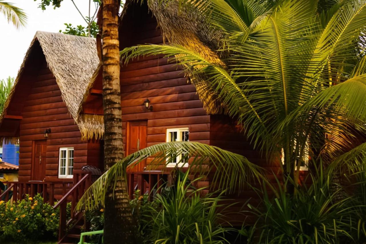 Rancho Estero Santa Catalina Exteriör bild
